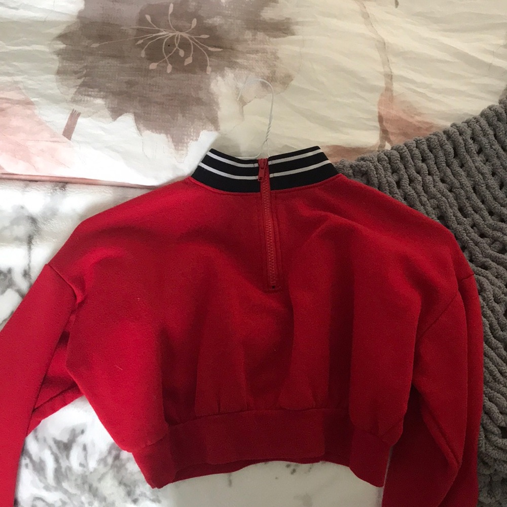 Cropped sweater